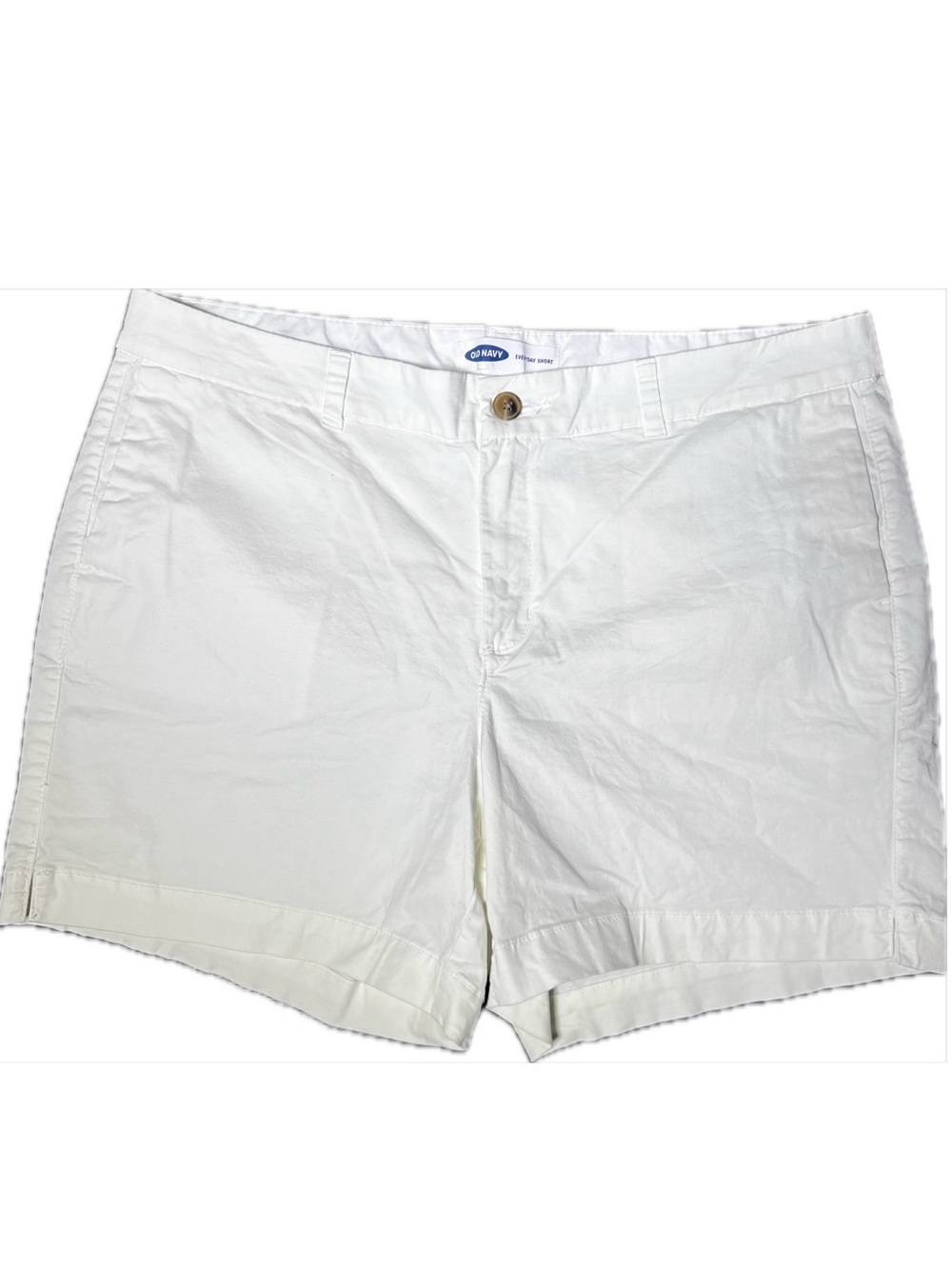 Old Navy White Bermuda Everyday Shorts Size 16